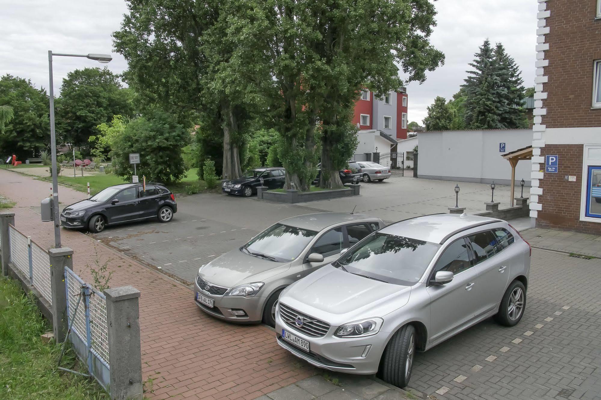 Pension Donau Grill Hannover Exteriér fotografie